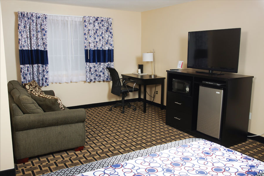 Jacuzzi Suites Hotels in Orange City, Iowa Dutch Inn & Suites